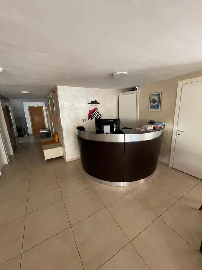 Hotel Fellini Rimini Exteriér fotografie